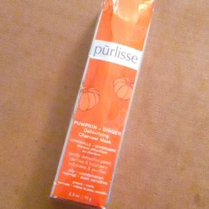 Pūrlisse Pumpkin & Ginger Detoxifying Charcoal Mask